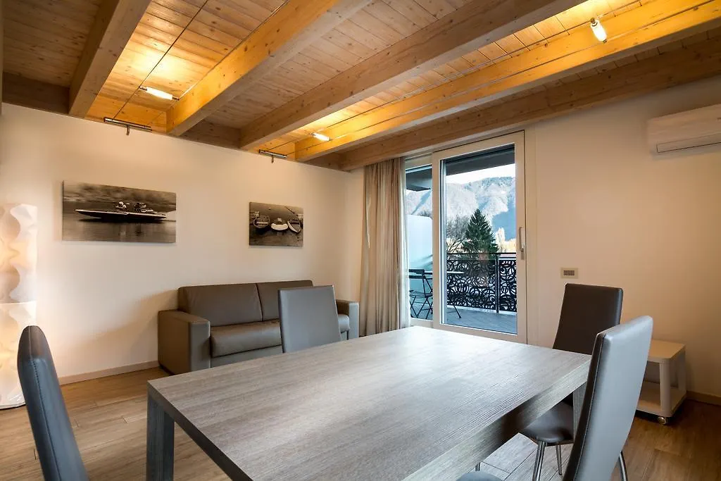 Lake Home Holiday Como